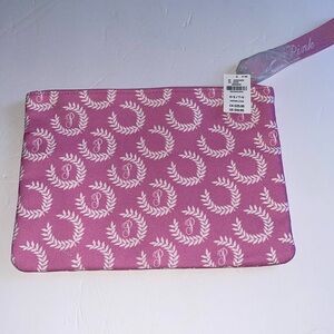 NWT Victoria Secret cosmetics or travel bag